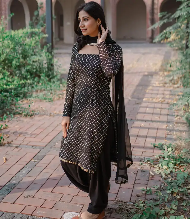 Salwar Suit